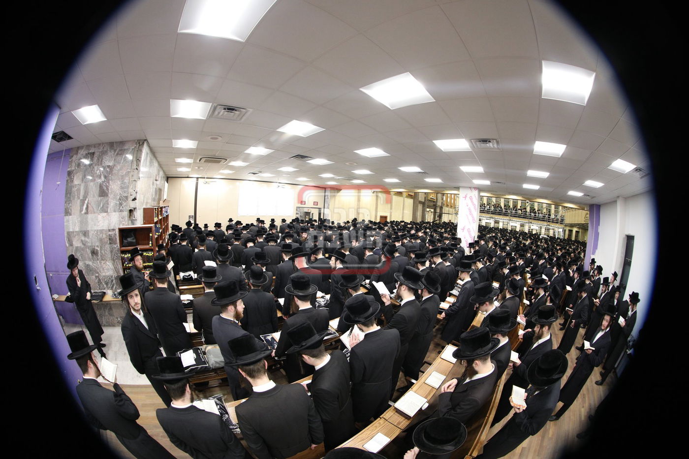 סליחות ראשונות בחצה"ק באבוב 