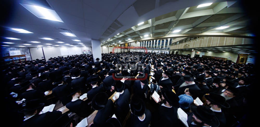 סליחות ראשונות בחצה"ק באבוב 