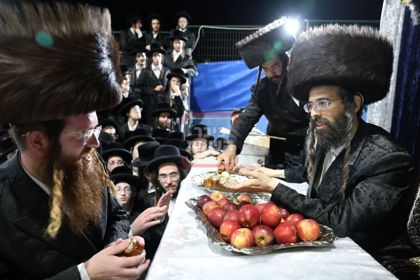 האדמו"ר מזוועהיל בשבת סליחות במירון 