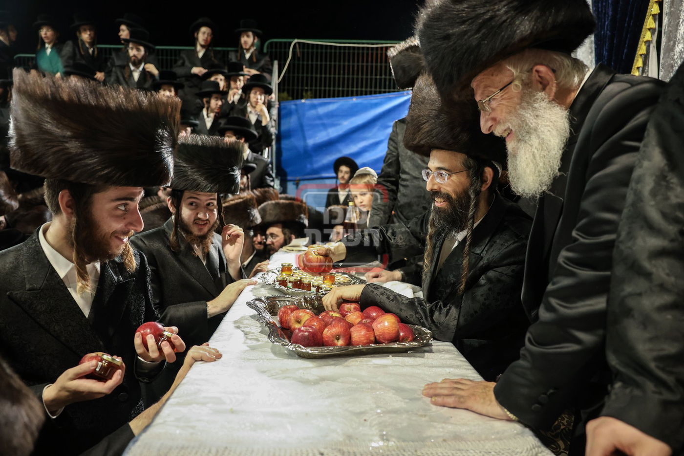 האדמו"ר מזוועהיל בשבת סליחות במירון 