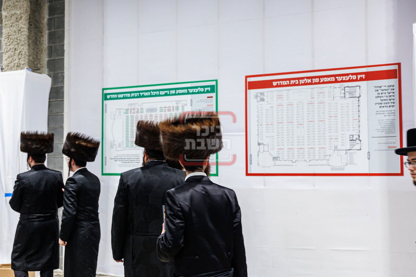 סליחות ראשונות בחצה"ק סקווירא 