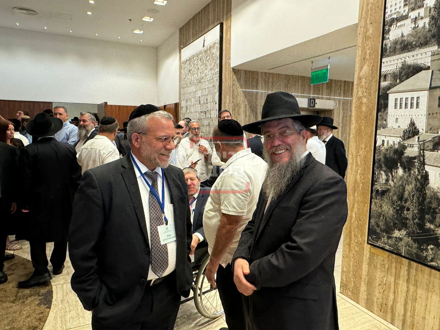 זופניק בכיכר • כל התמונות, הנייעס והחשיפות של השבועיים האחרונים