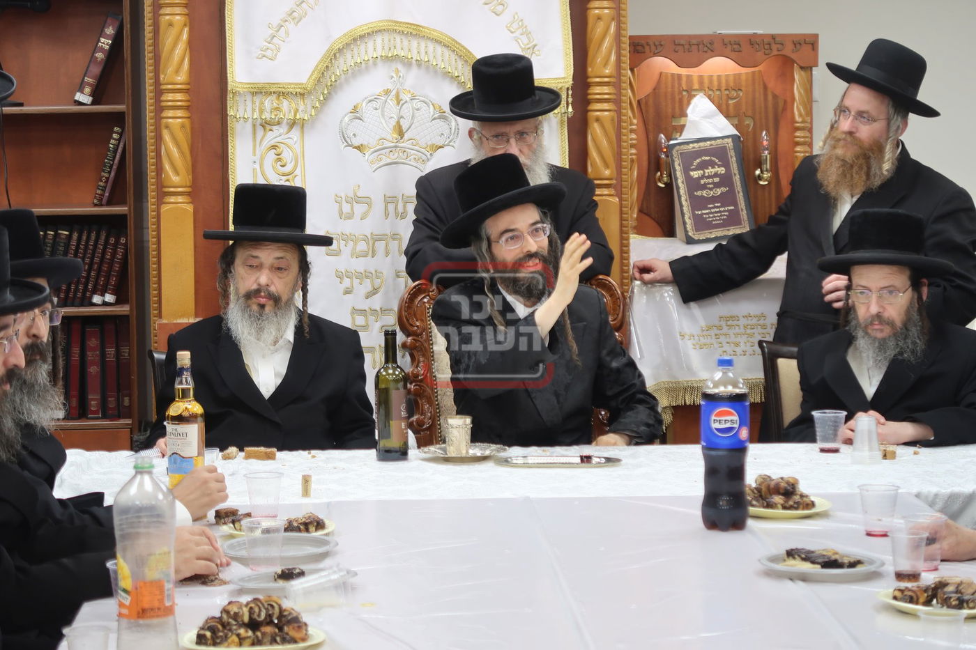 מעמד קביעת מזוזה לביהמ"ד זוויעהיל בביתר 