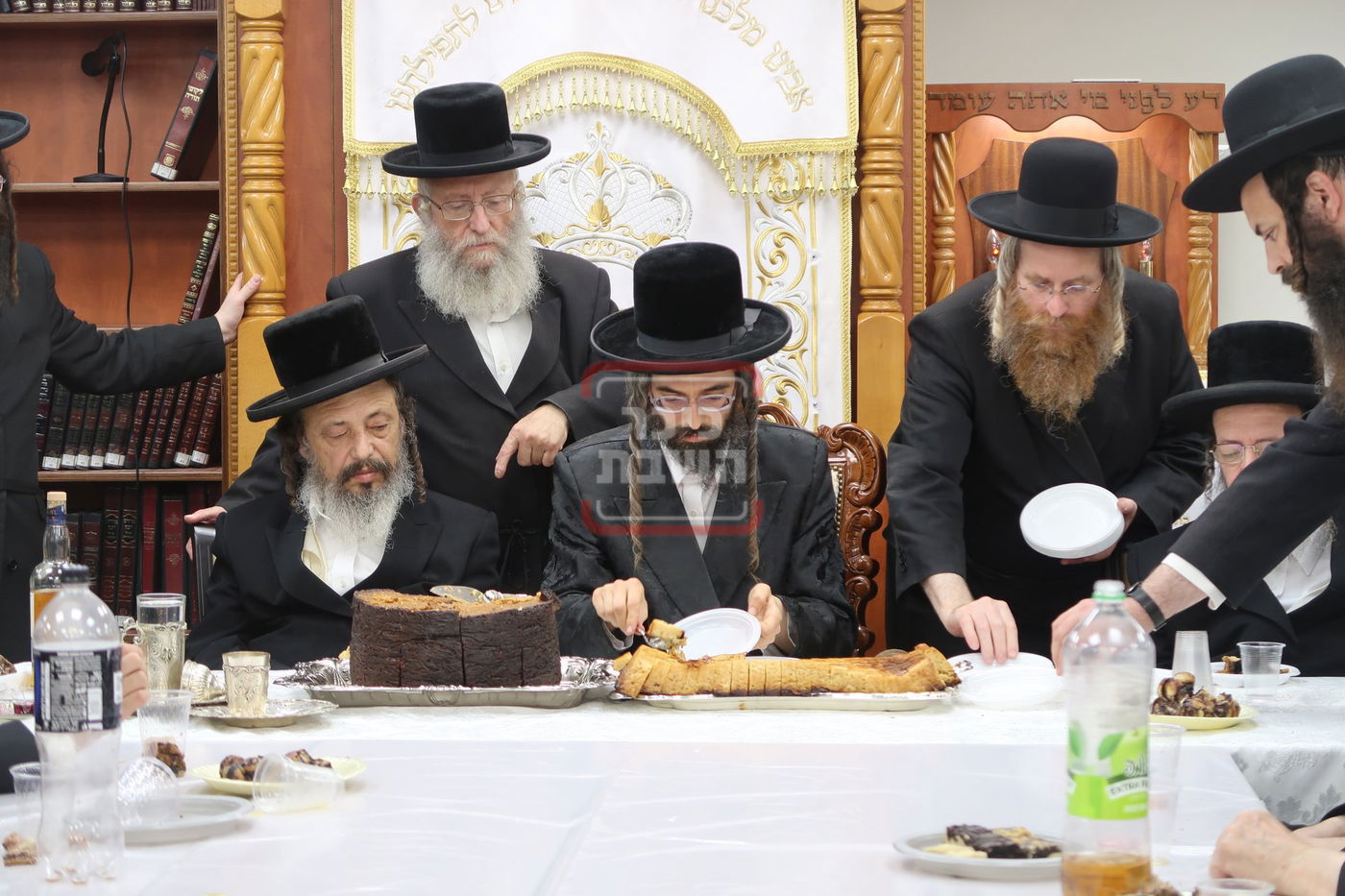 מעמד קביעת מזוזה לביהמ"ד זוויעהיל בביתר 