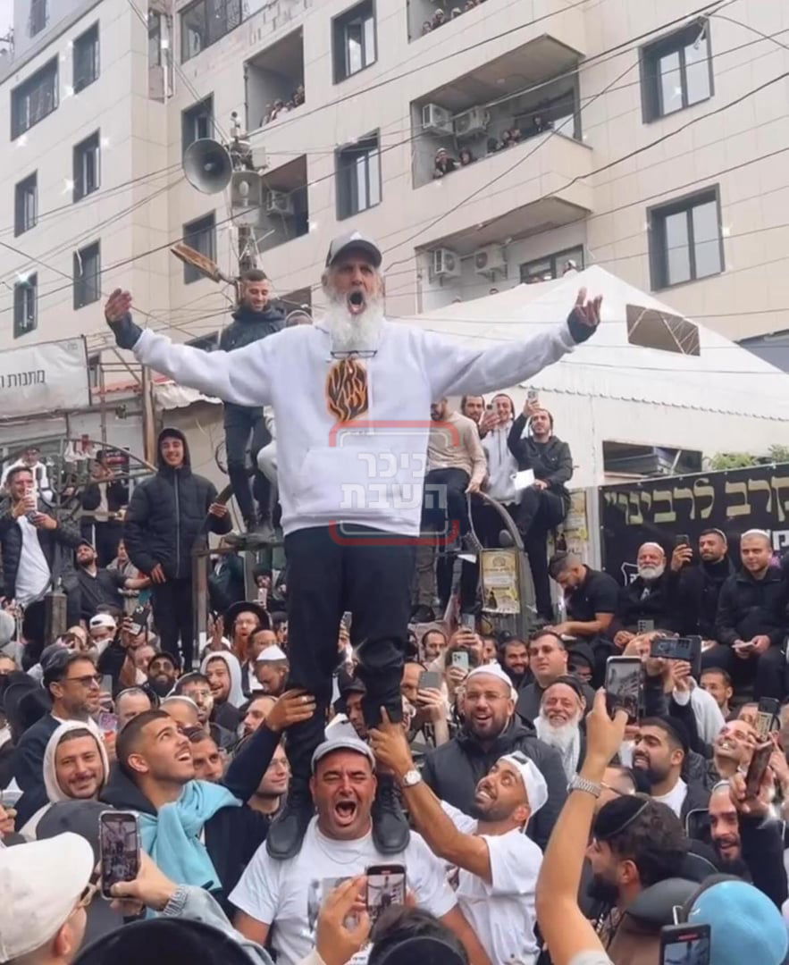 זופניק בכיכר • כל התמונות, הנייעס והחשיפות של השבועיים האחרונים