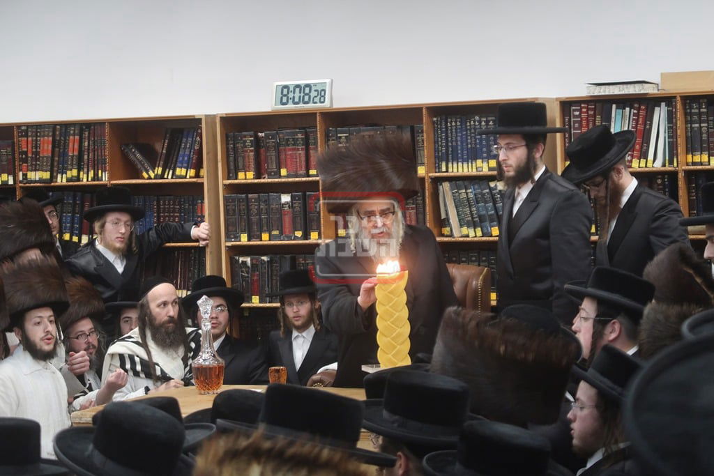 האדמו"ר מסאטמר בהבדלה במוצאי יום כיפור