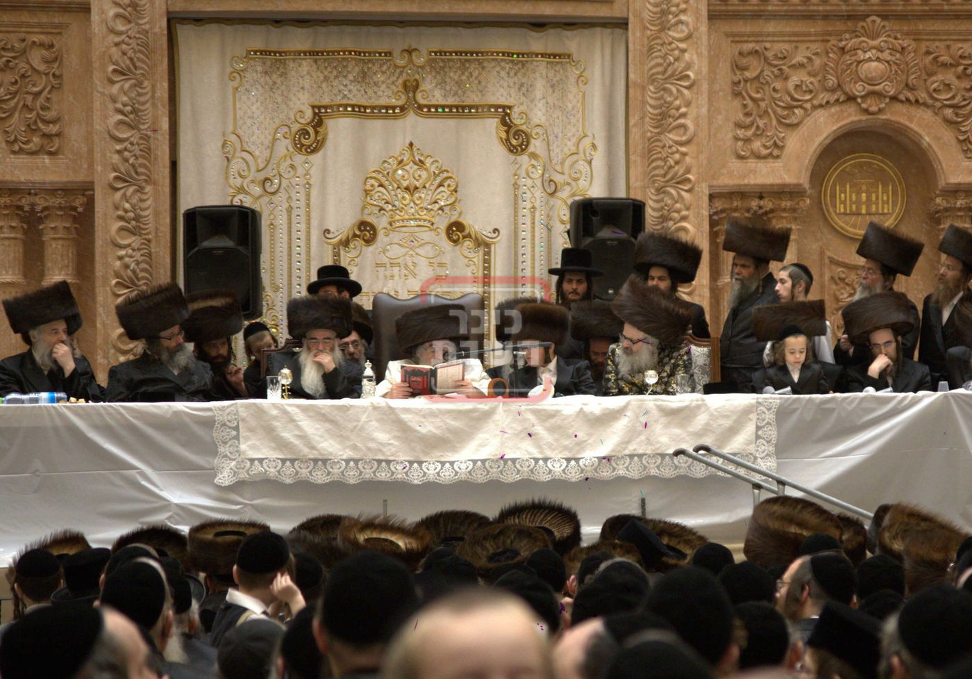 נעילת החג בחצה"ק ויז'ניץ בשילוב בר מצווה לנין האדמו"ר