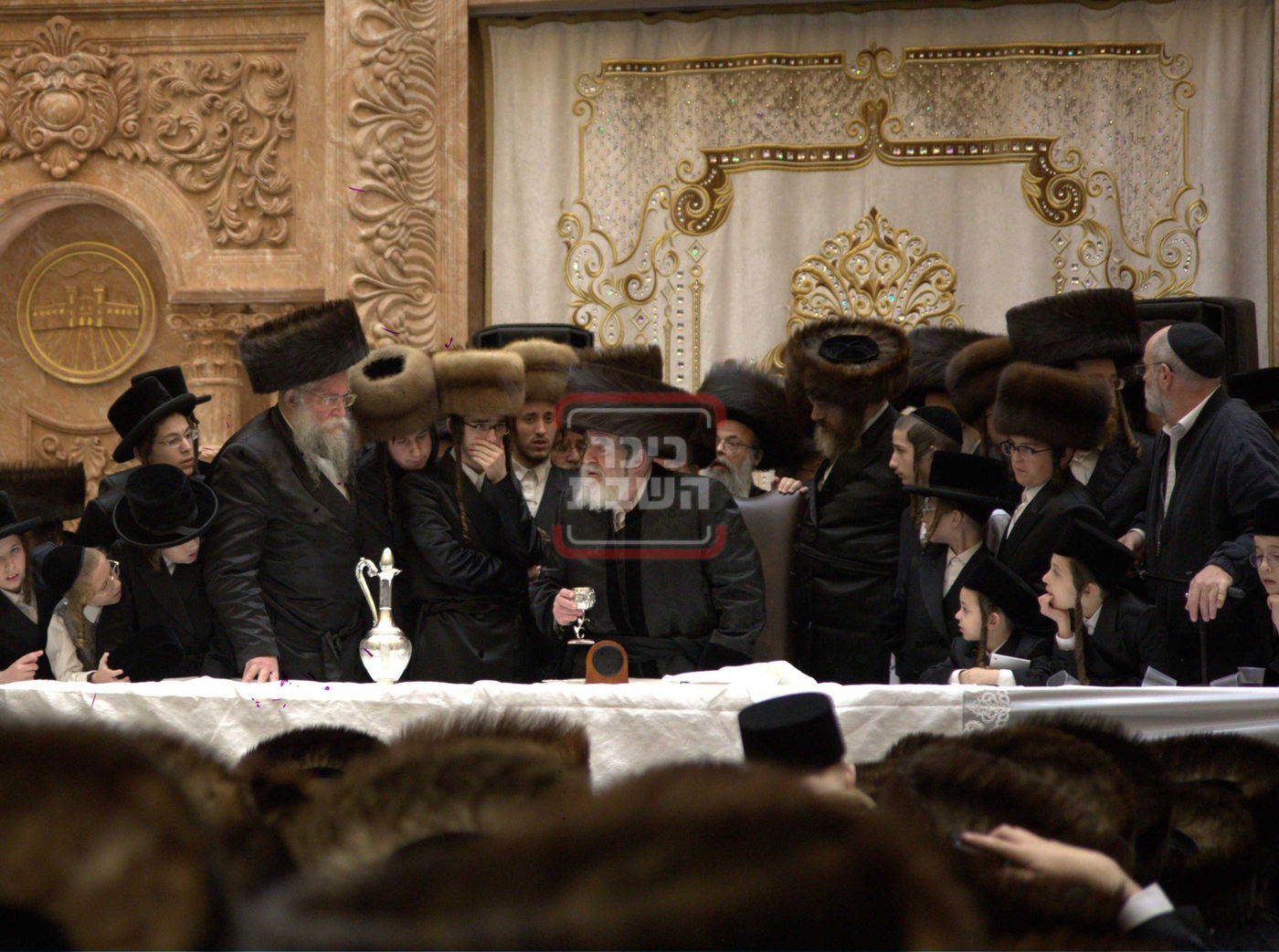 נעילת החג בחצה"ק ויז'ניץ בשילוב בר מצווה לנין האדמו"ר