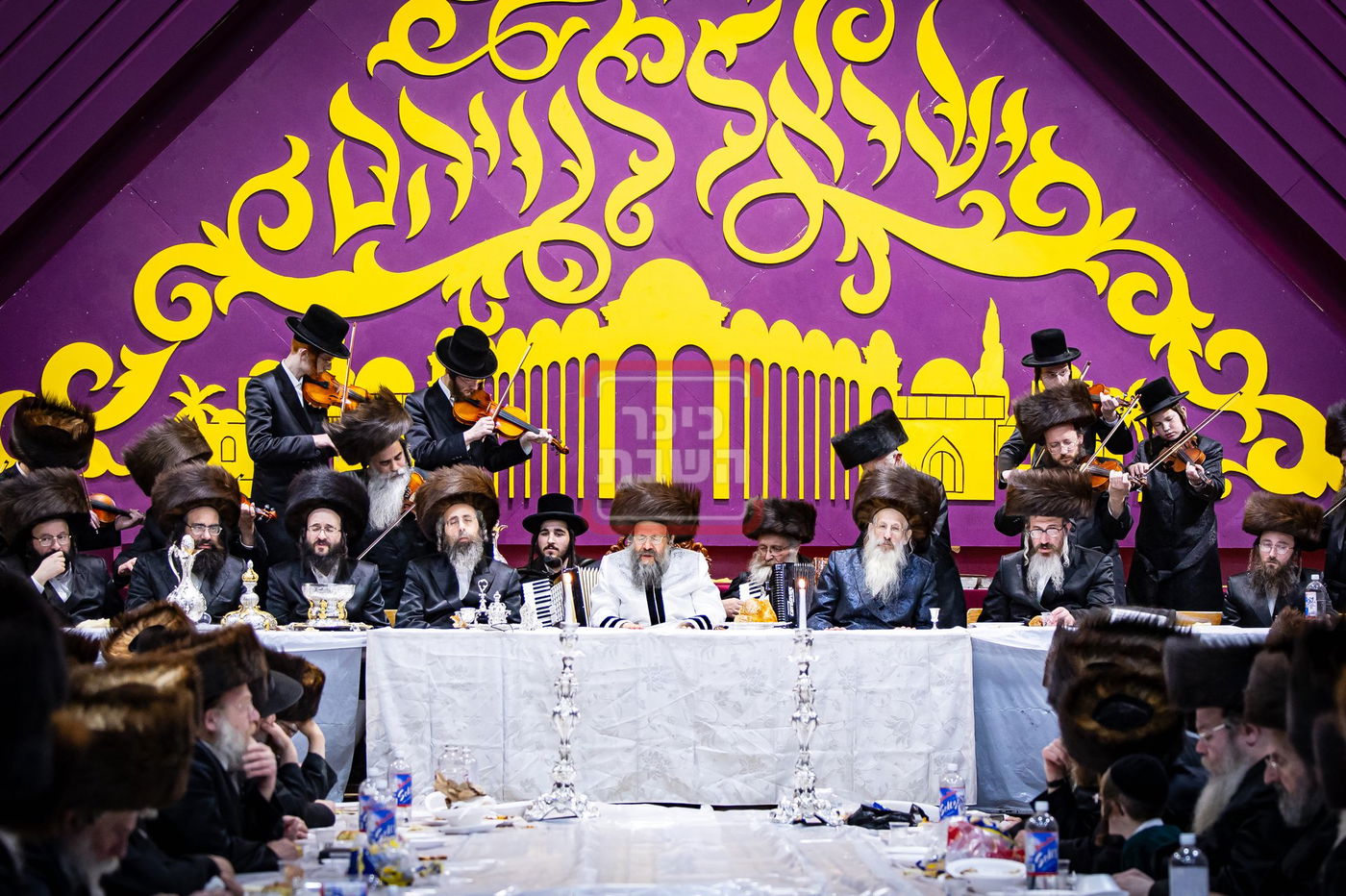 סוכות ושמחת תורה בחצה"ק באבוב 45 