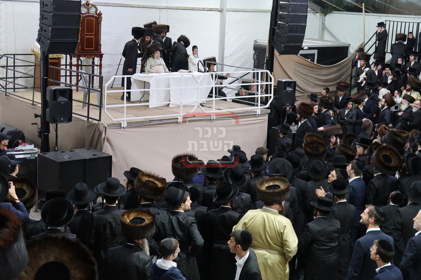 חג הסוכות אצל הגה"צ רבי יעקב מאיר שעכטער