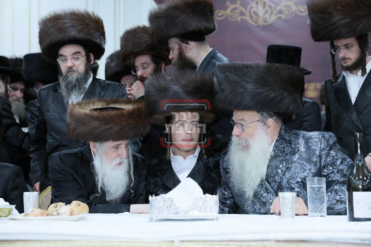 שמחת נישואי נכד האדמו"ר ממחנובקא בעלזא 