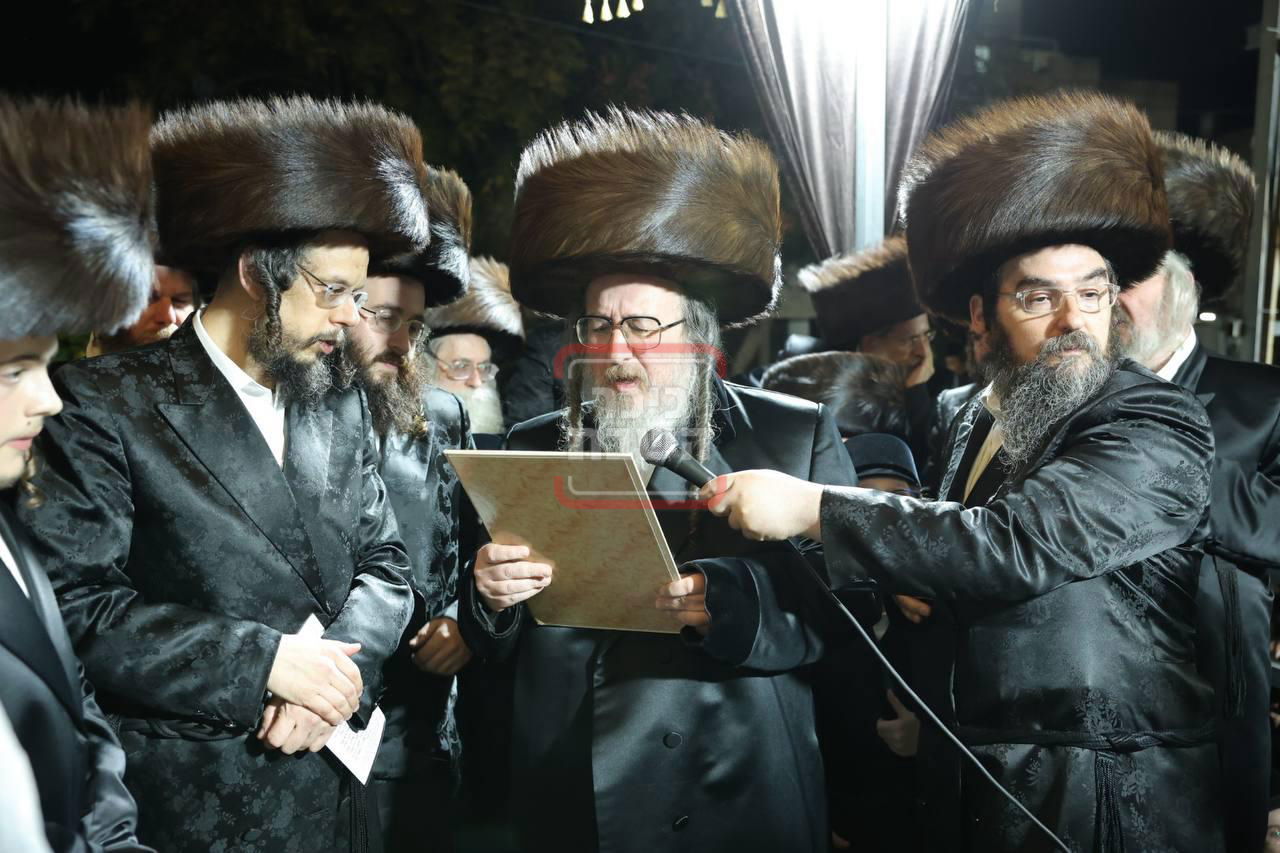שמחת נישואי נכד האדמו"ר ממחנובקא בעלזא 