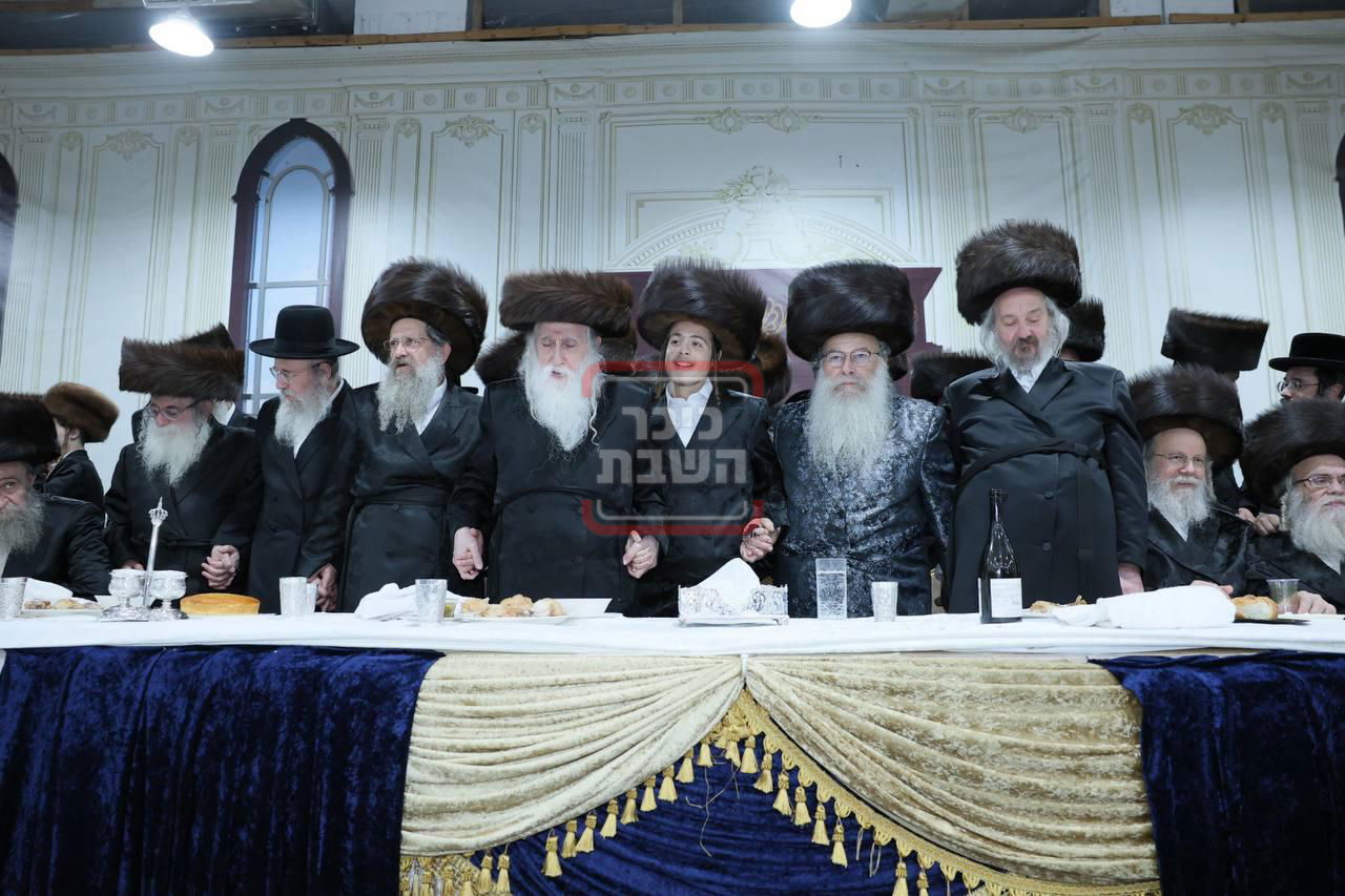 שמחת נישואי נכד האדמו"ר ממחנובקא בעלזא 