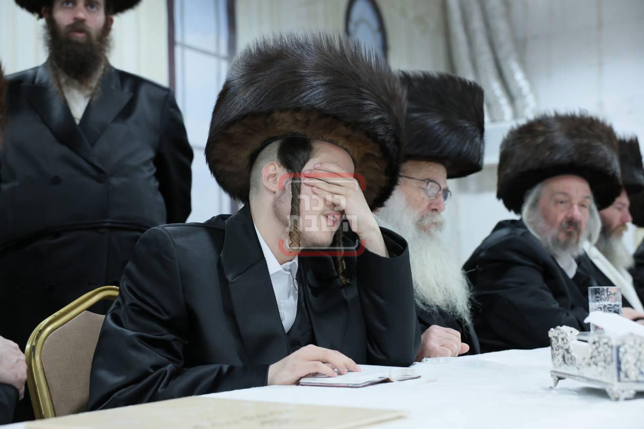 שמחת נישואי נכד האדמו"ר ממחנובקא בעלזא 