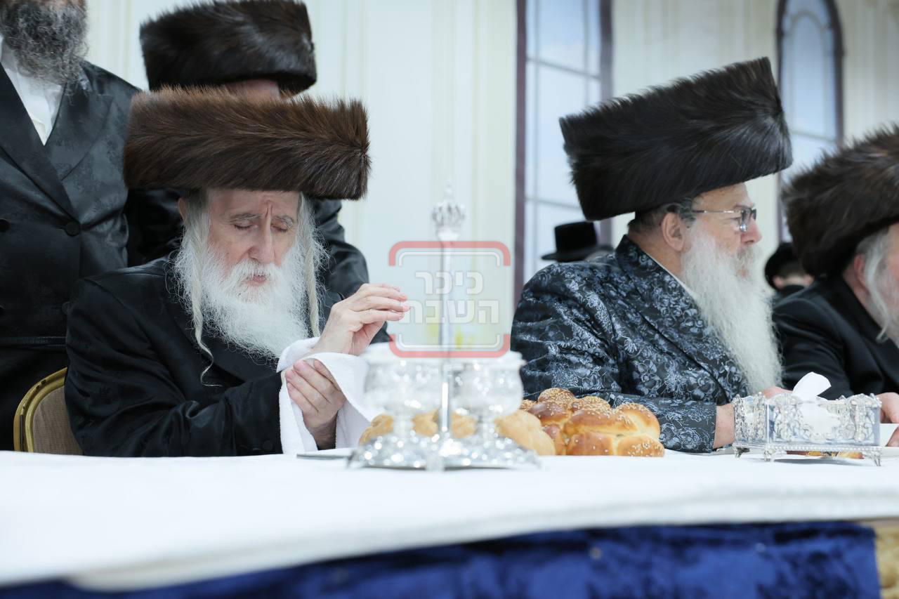 שמחת נישואי נכד האדמו"ר ממחנובקא בעלזא 