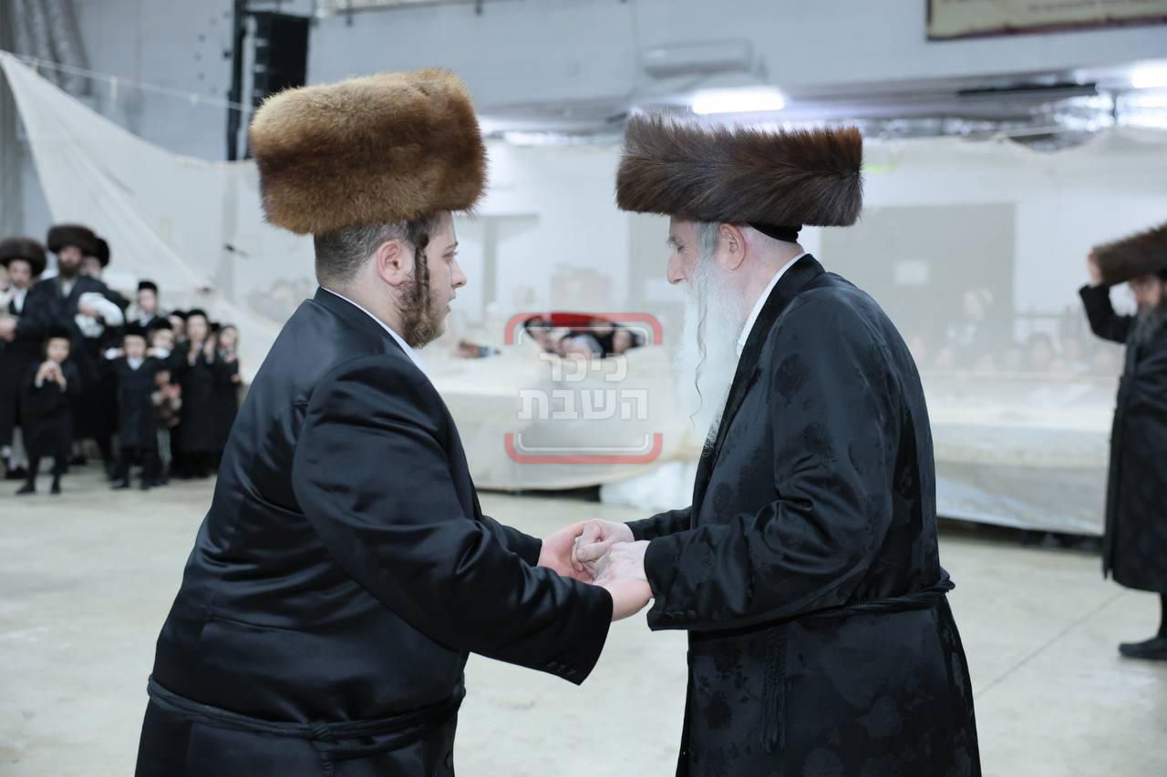 שמחת נישואי נכד האדמו"ר ממחנובקא בעלזא 
