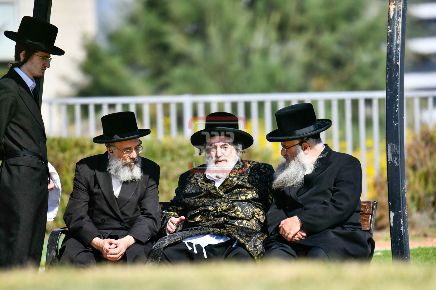 האדמו"ר מויז'ניץ בנאות דשא בנתניה