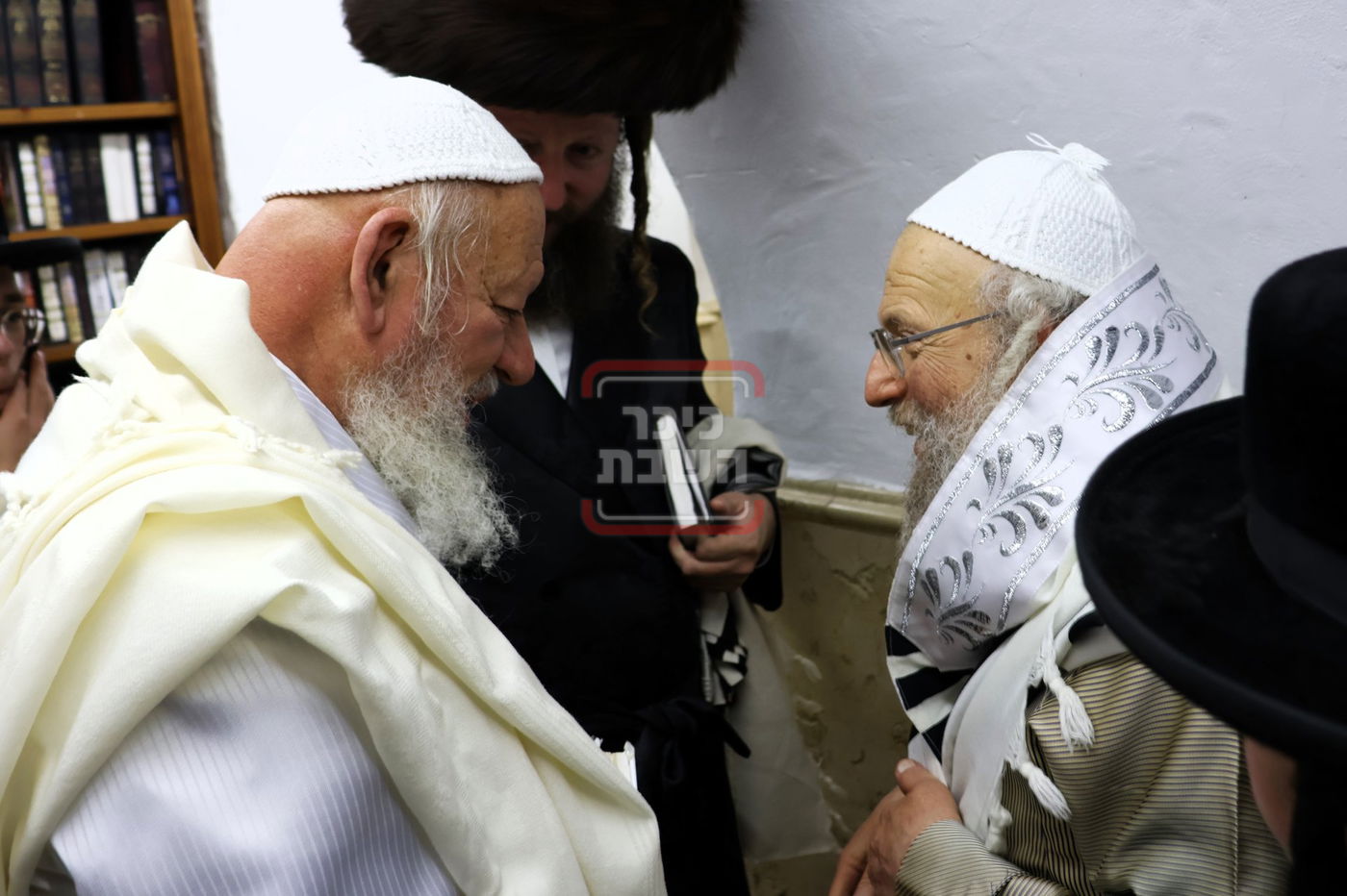 האדמו"ר מפינסק קרלין בשב"ק לך לך באתרא קדישא מירון