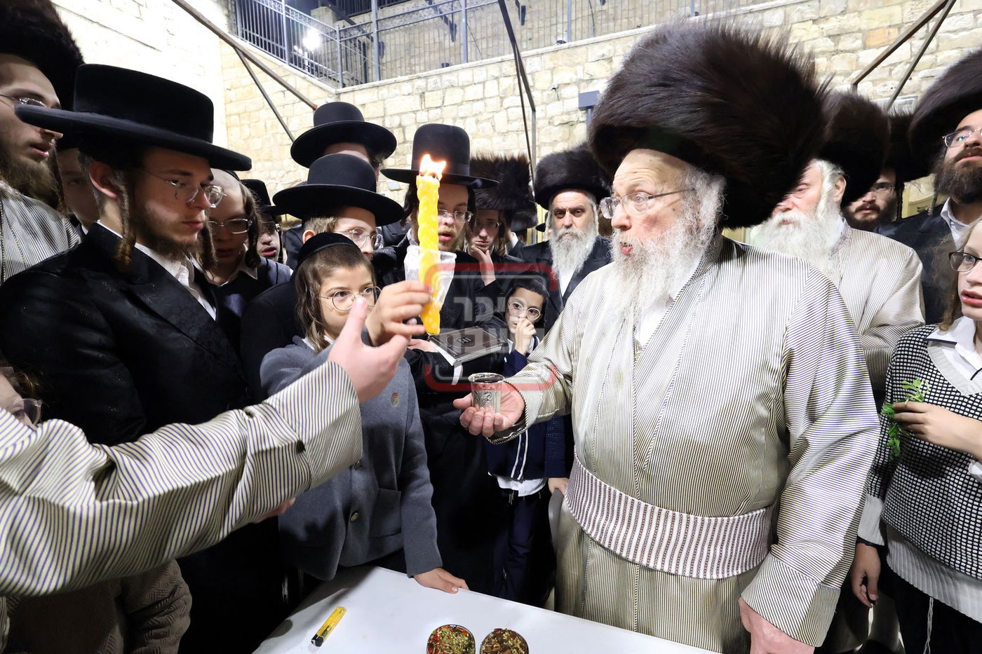 האדמו"ר מפינסק קרלין בשב"ק לך לך באתרא קדישא מירון