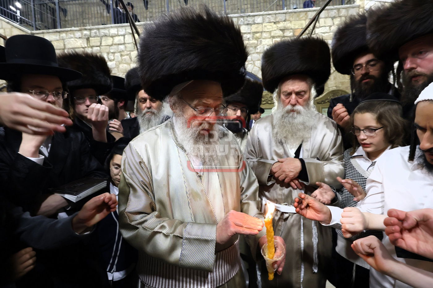 האדמו"ר מפינסק קרלין בשב"ק לך לך באתרא קדישא מירון