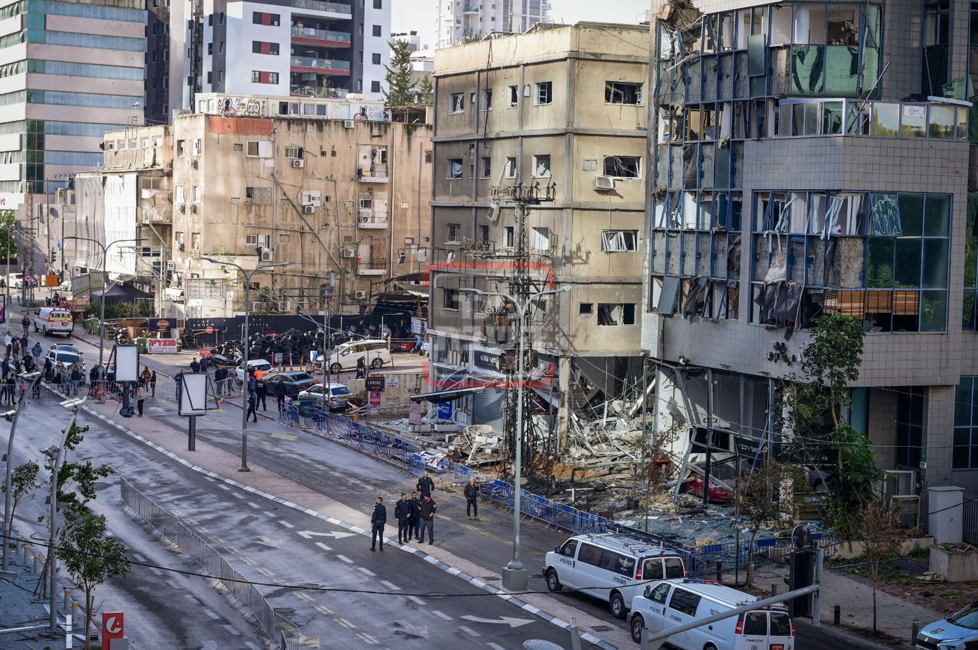 השבת הגנה על העיר | הכל התנפץ לרסיסים - מה נותר בשלמותו? 