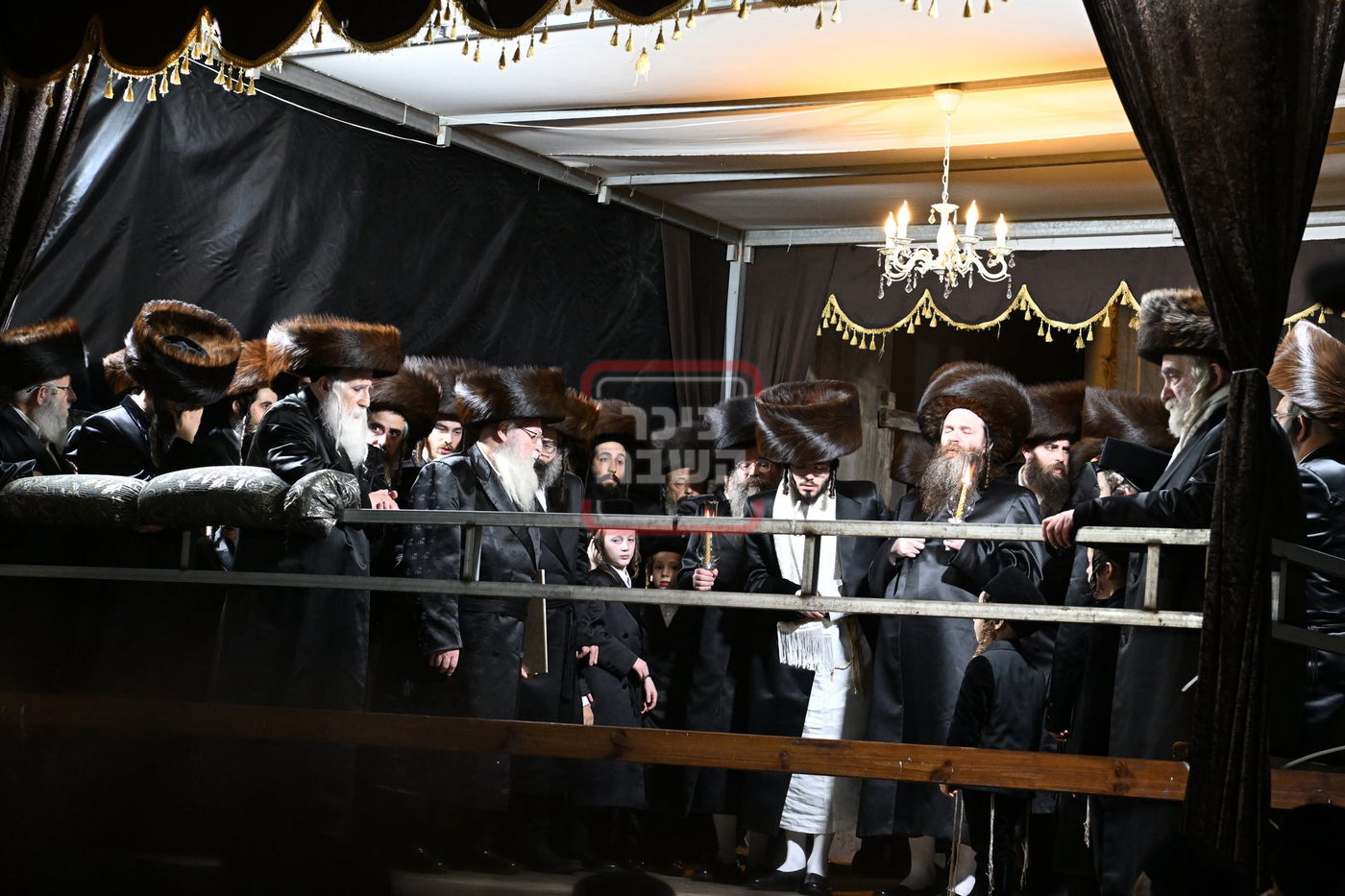 שמחת בית מכנובקא בעלזא - מאור החיים - זוויעהיל 