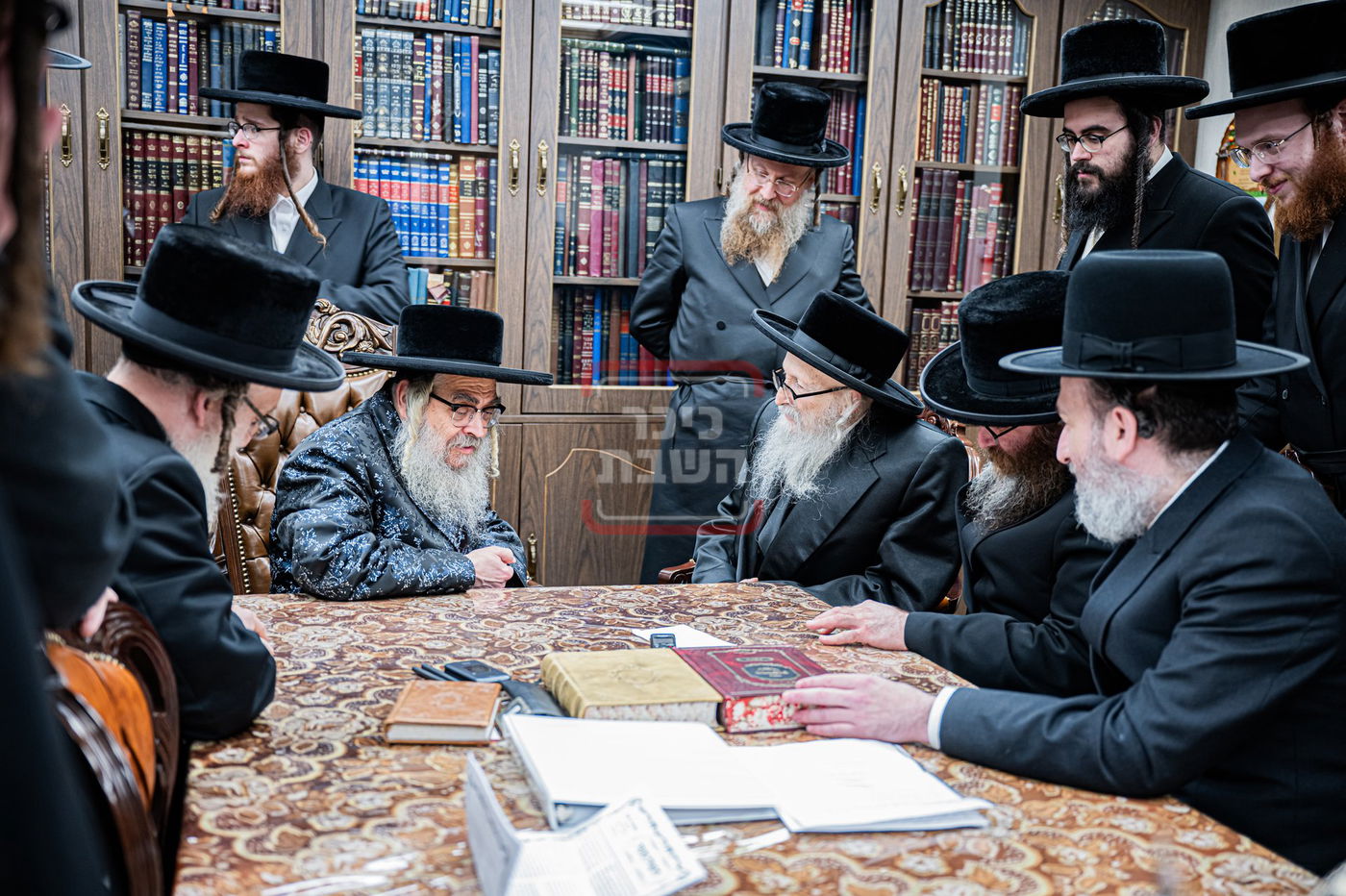 האדמו"ר מסערדאהעלי בביקור אצל האדמו"ר מסאטמר