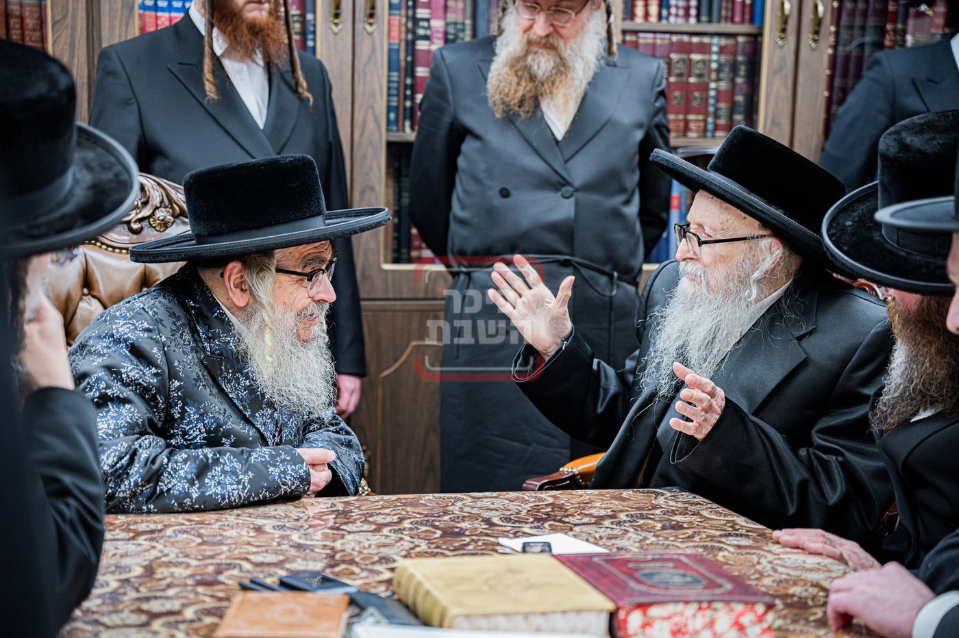 האדמו"ר מסערדאהעלי בביקור אצל האדמו"ר מסאטמר