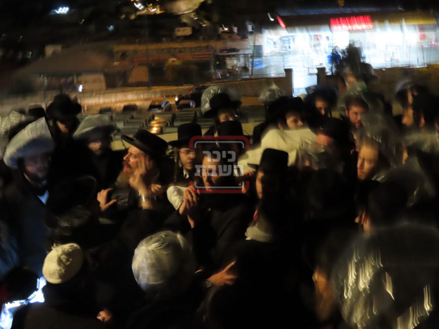 מסע הלוויית הגה"צ רבי שמעון ישראל שפירא זצ"ל