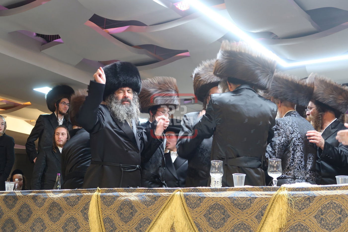 שמחת נישואי נכדת הגה"צ רבי צבי מאיר זילברברג