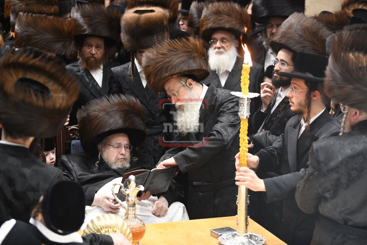 מוצאי חנוכה בחצה"ק בעלזא