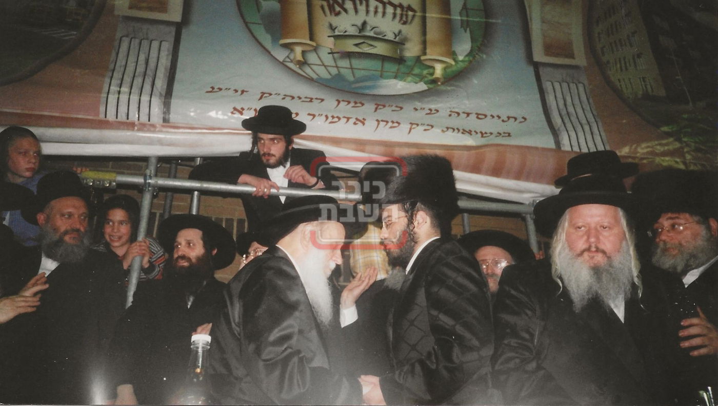 מראות חייו של הגה"צ רבי משה אהרן רייך זצ"ל