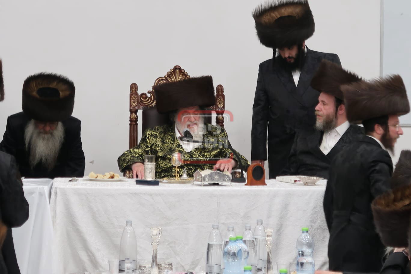 שמחת הפארשפיל לרגל נישואי נכדת האדמו"ר מויז'ניץ 