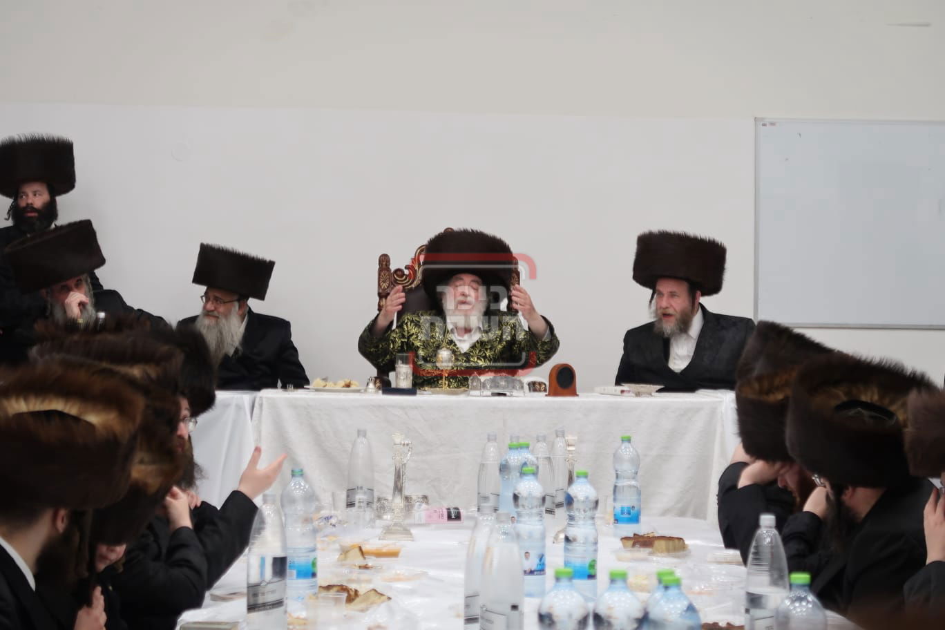 שמחת הפארשפיל לרגל נישואי נכדת האדמו"ר מויז'ניץ 