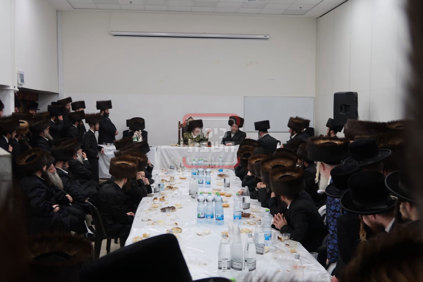 שמחת הפארשפיל לרגל נישואי נכדת האדמו"ר מויז'ניץ 