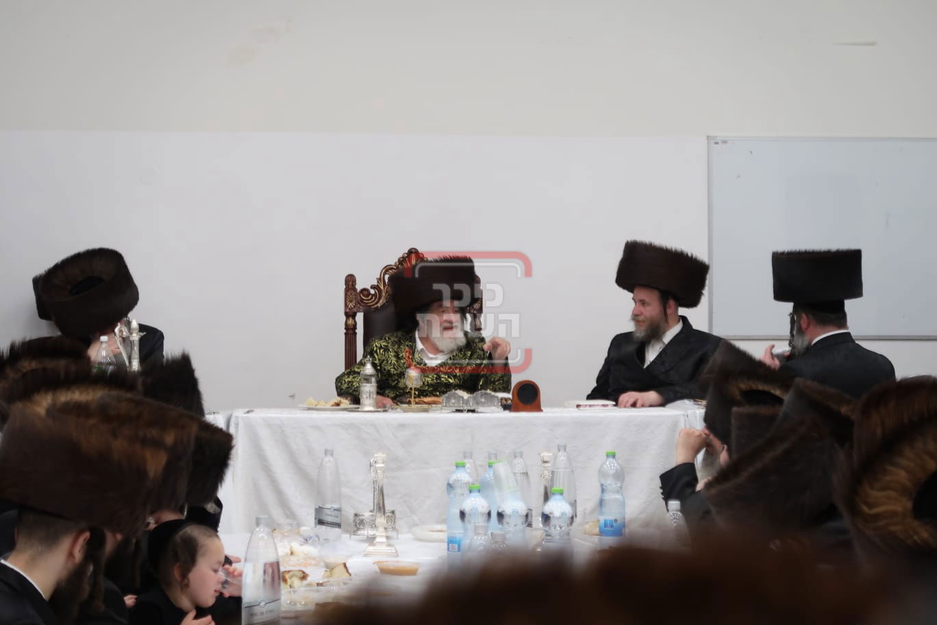 שמחת הפארשפיל לרגל נישואי נכדת האדמו"ר מויז'ניץ 