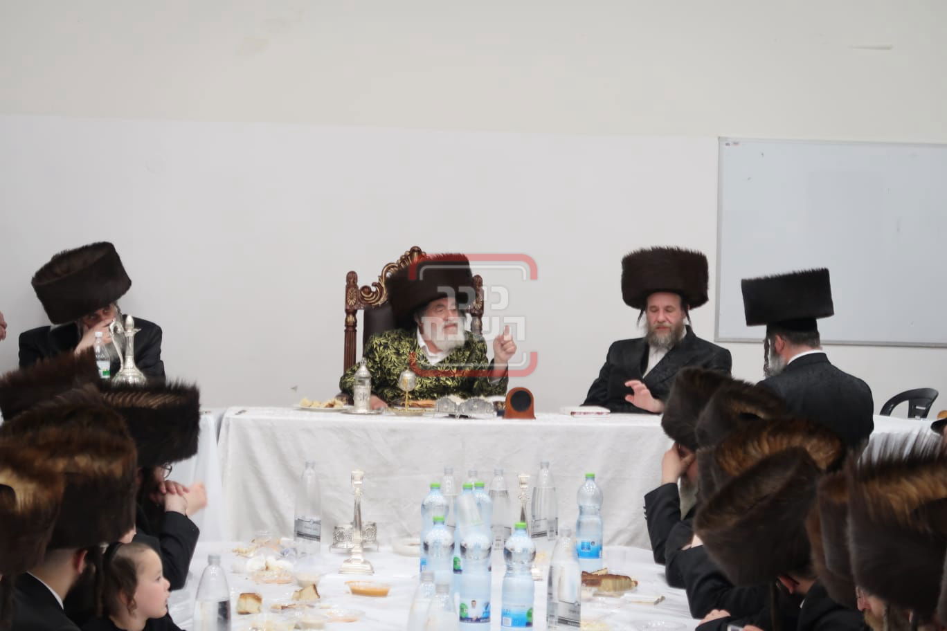 שמחת הפארשפיל לרגל נישואי נכדת האדמו"ר מויז'ניץ 