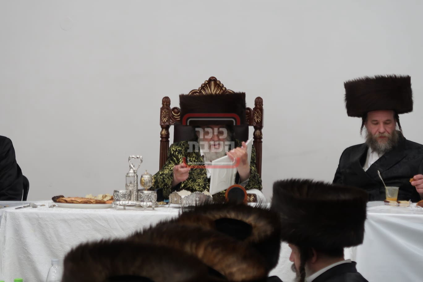 שמחת הפארשפיל לרגל נישואי נכדת האדמו"ר מויז'ניץ 