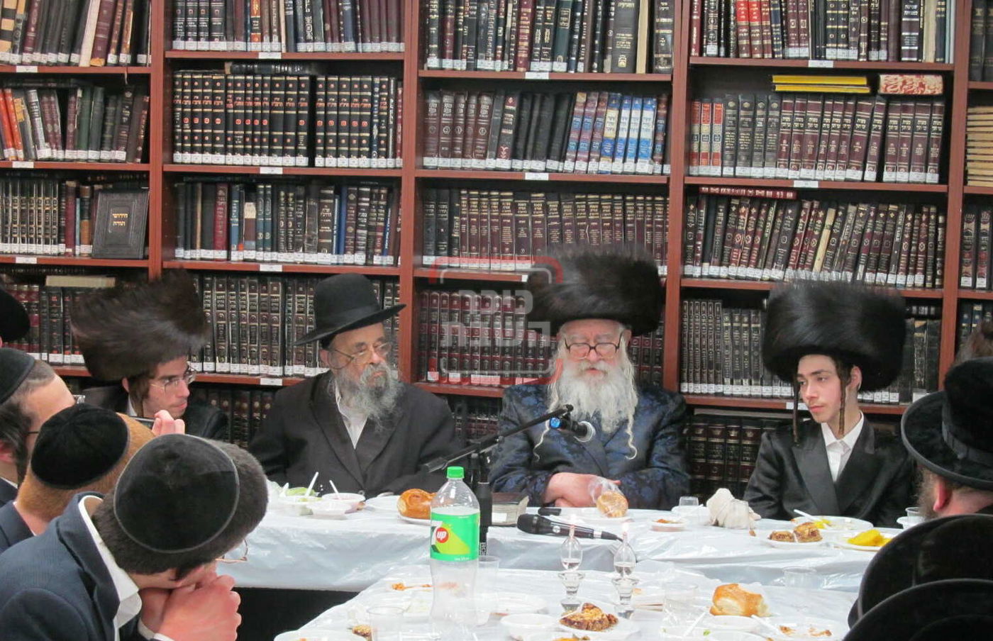 שמחת השבע ברכות לנכד האדמו"ר ממשכנות הרועים בכולל של רבי דוד שמידל