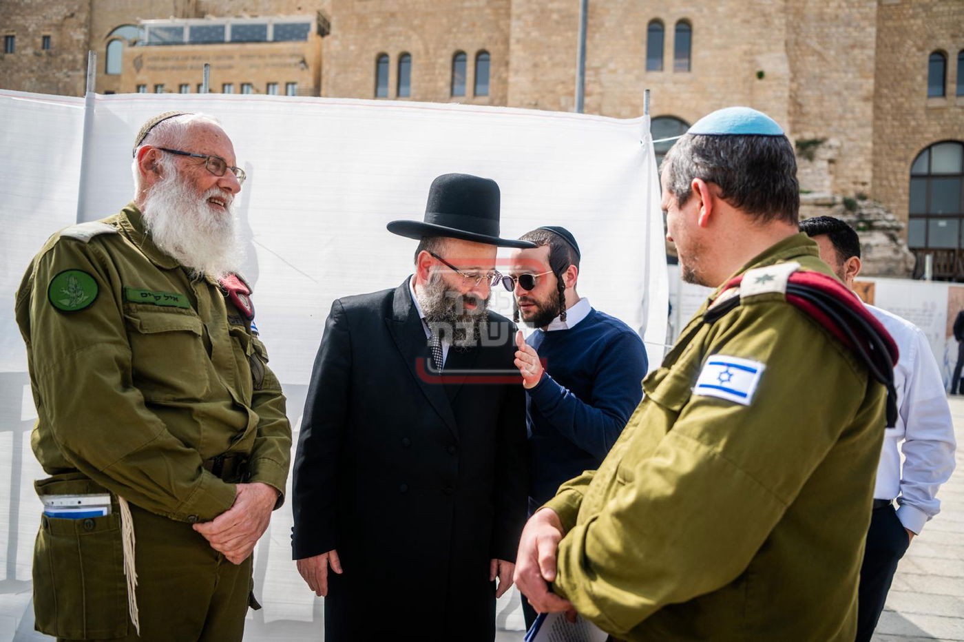 זופניק בכיכר | כל התמונות, הנייעס והחשיפות של השבוע