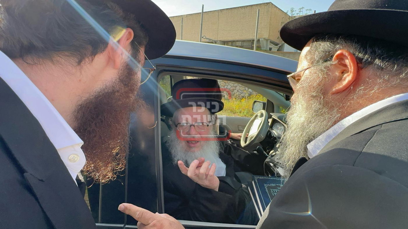 האדמו"ר מבוהוש בכפר חב"ד