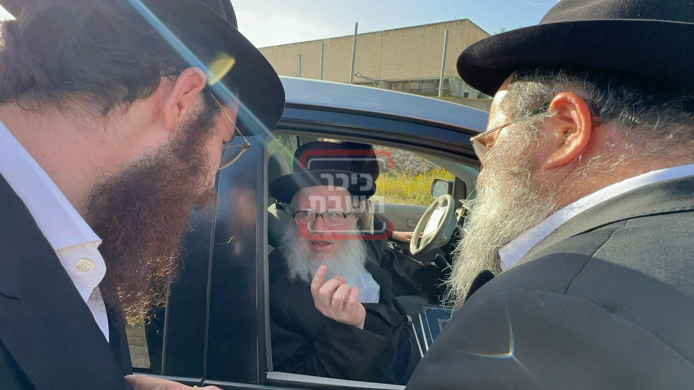 האדמו"ר מבוהוש בכפר חב"ד