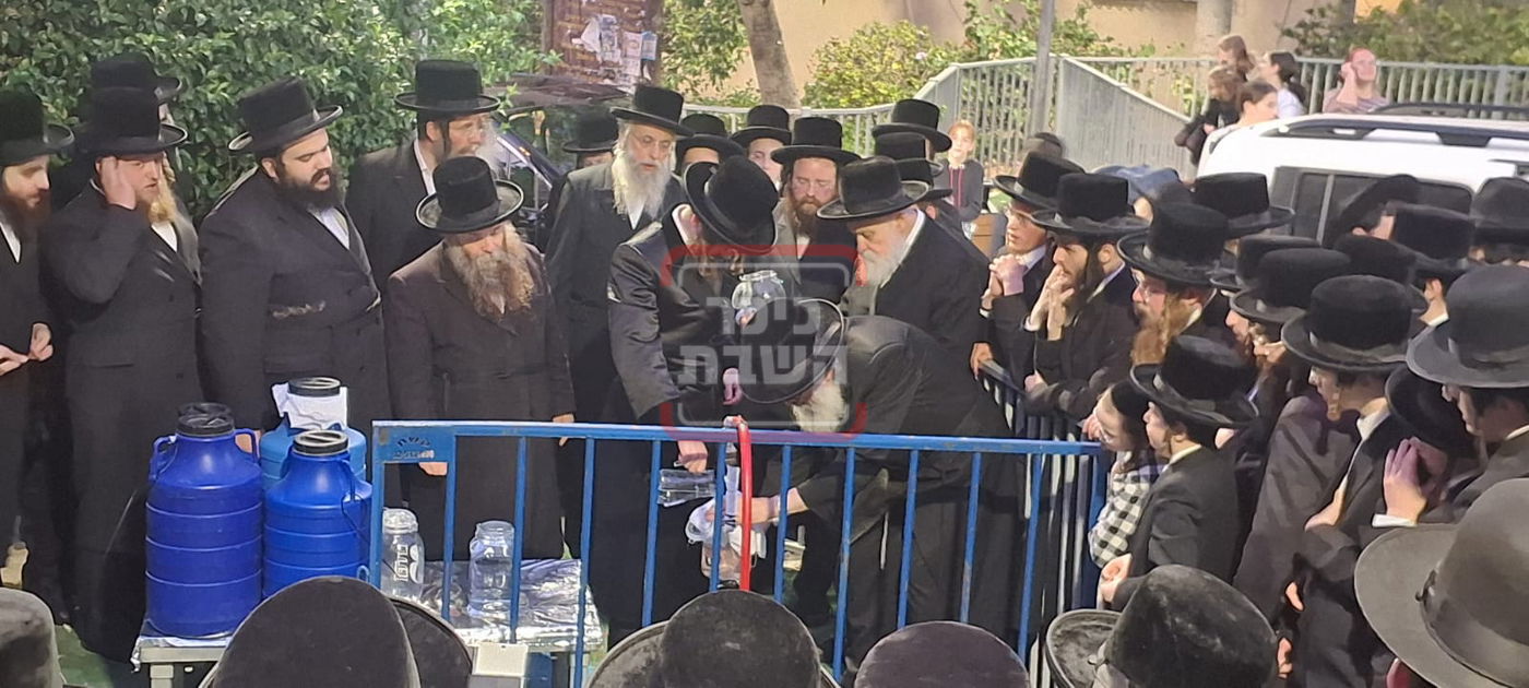 האדמו"ר מסאדיגורה בשאיבת מים שלנו 