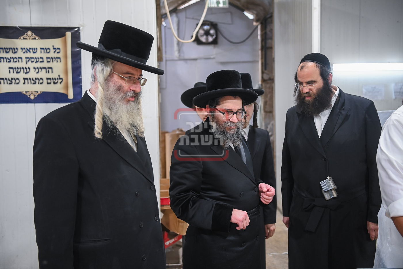 האדמו"ר מסקולען ירושלים באפיית מצות