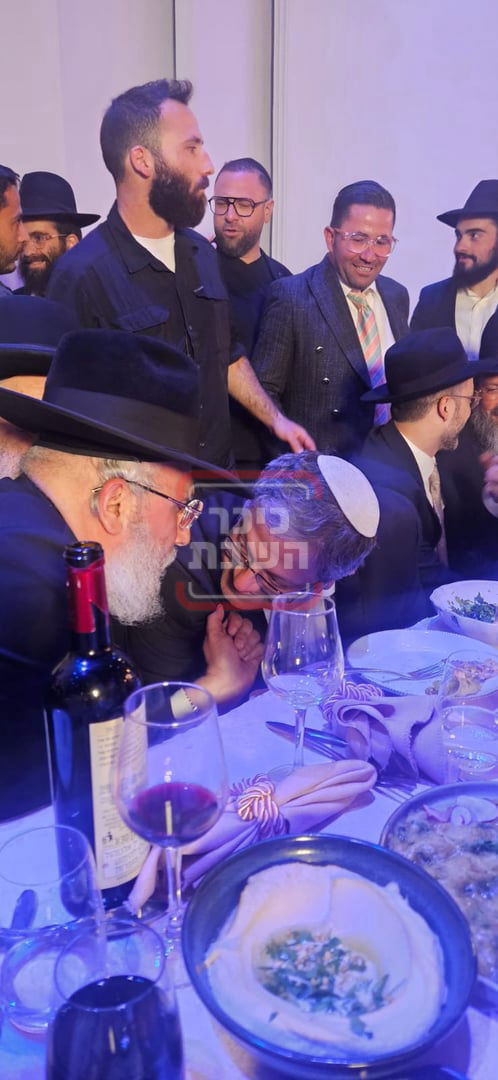 זופניק בכיכר | כל התמונות, הנייעס והחשיפות של השבוע