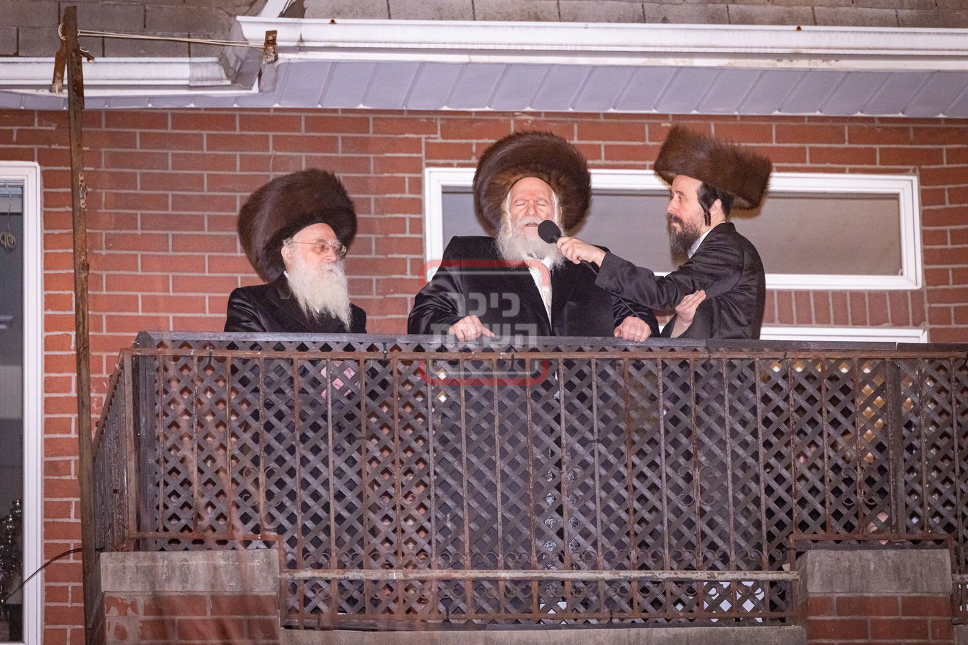 חג הפסח בחצה"ק באבוב