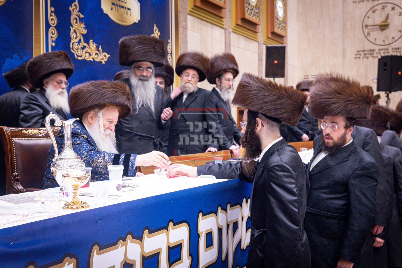 חג הפסח בחצה"ק באבוב