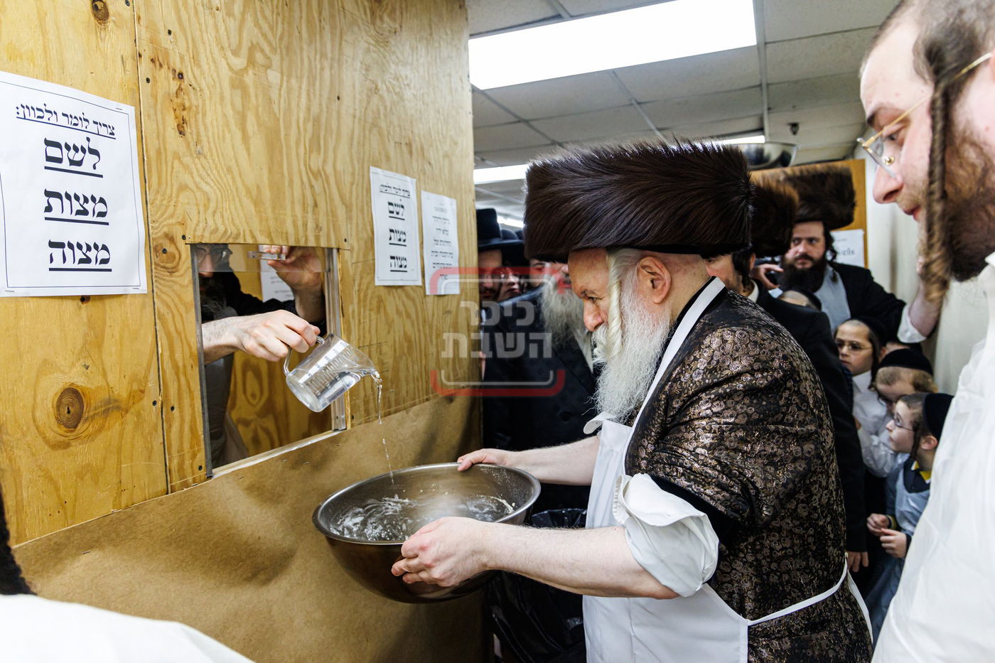 חג הפסח בחצה"ק באבוב