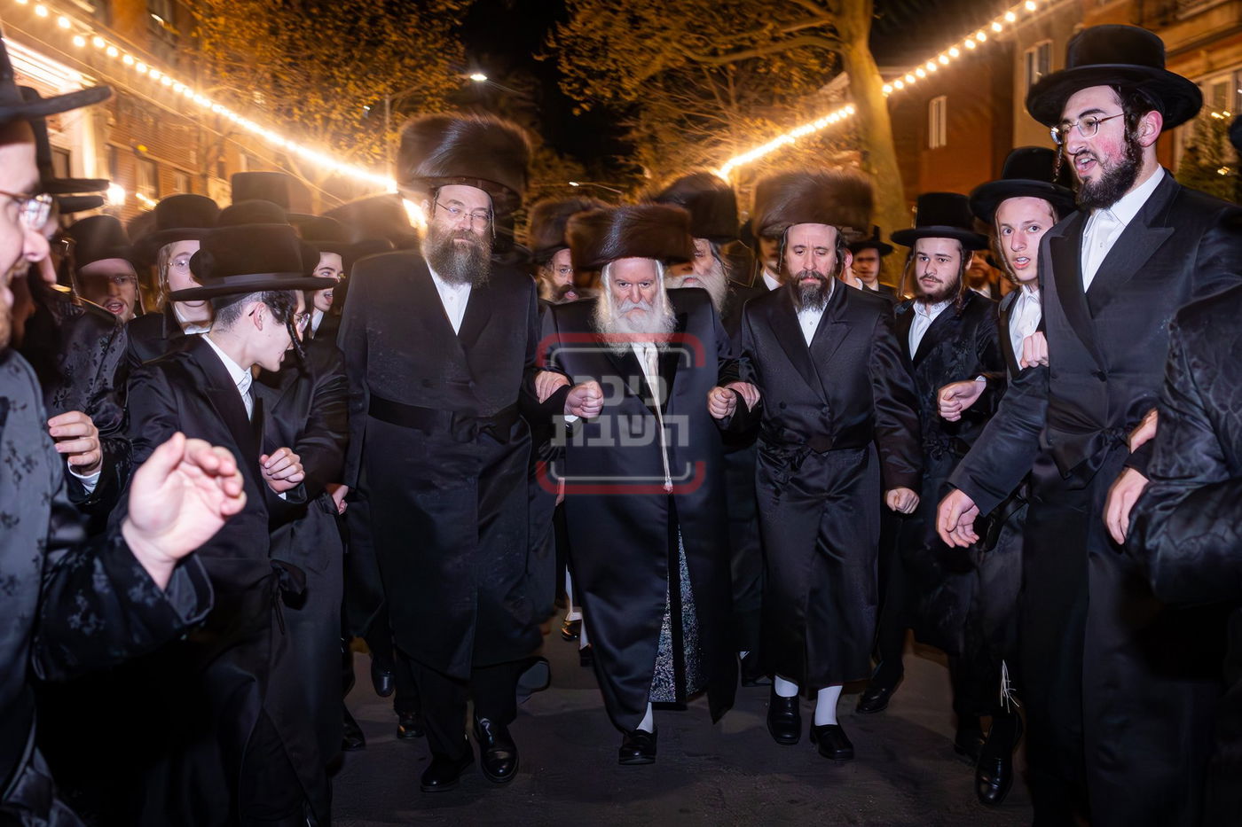 חג הפסח בחצה"ק באבוב