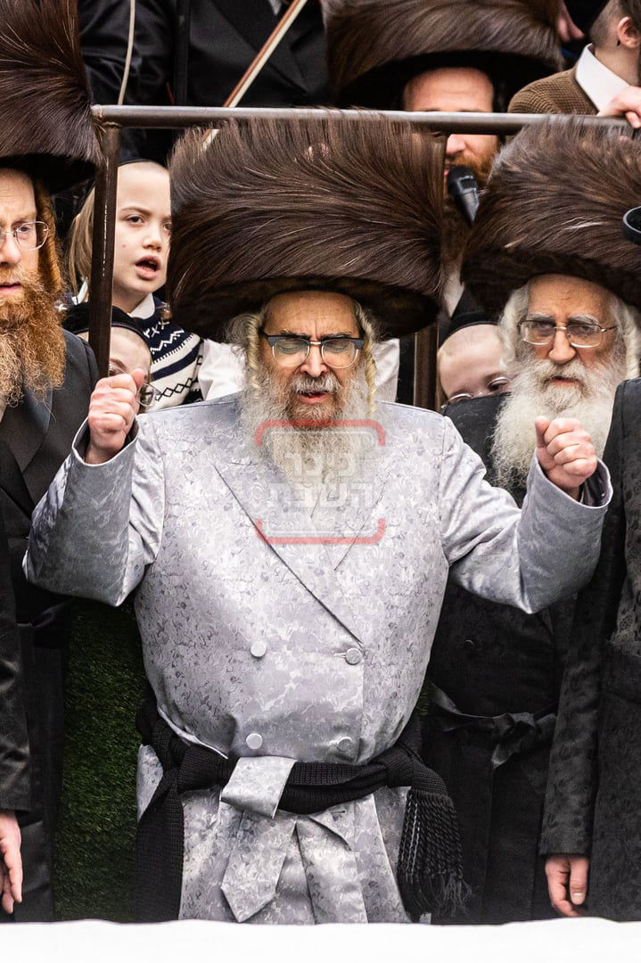 מעמד פדיון פטר חמור בסאטמר בהשתתפות האדמו"ר מסערדאהעלי